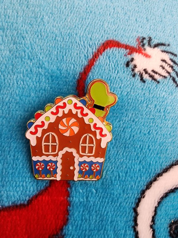 Mickey and Friends Gingerbread House Mystery Pins Online Sale